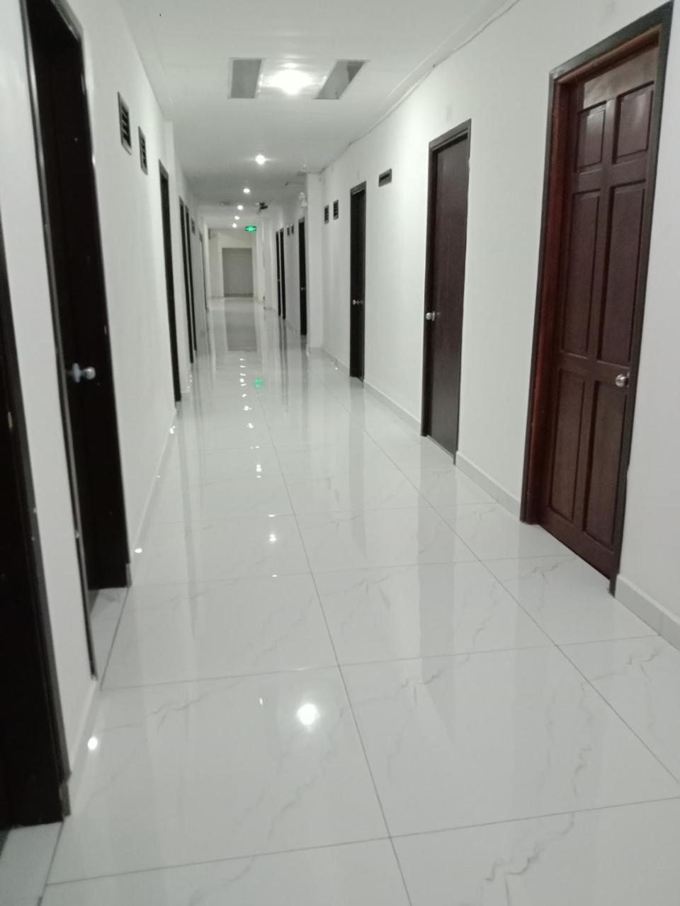 Nha Khach Ken Hotel Ca Mau Luaran gambar
